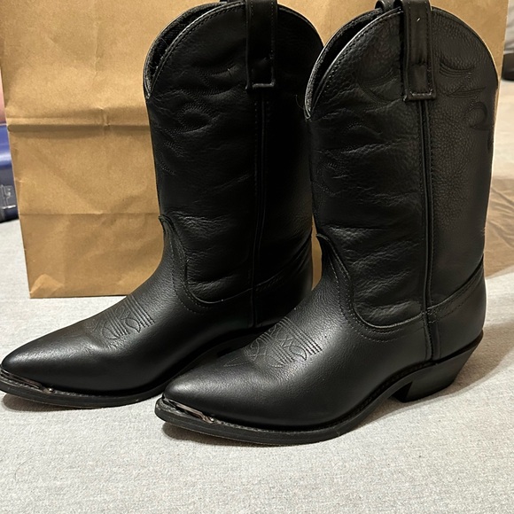 Materson boot company - Picture 1 of 3